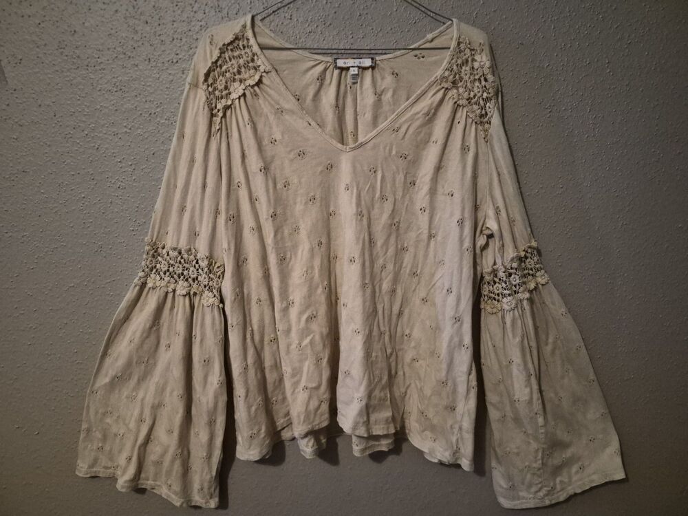 Anthropologie Eri + Ali Medium Bell Sleeve Blouse Top Eyelet Oversize L - Picture 2 of 10